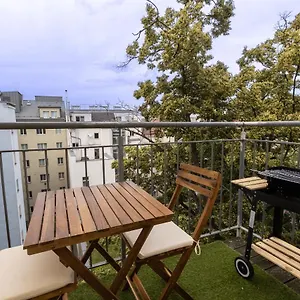  Apartment Sunshine Deluxe With Porch Near Schönbrunn Palace&westbahnhof