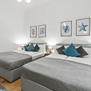  Apartment Central, 5 Min Walk To U4 Friedensbruecke