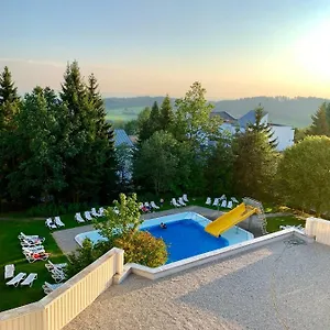 alpenblick-sankt-englmar-94379.com-bavaria.com/